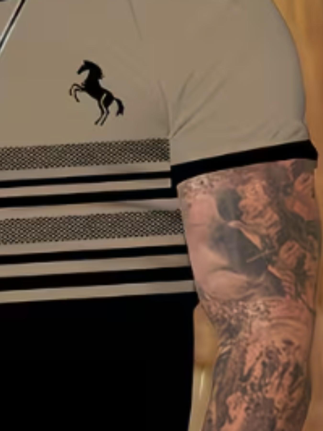 Men's Summer Casual Two-Piece Set, Round Neck Short Sleeve T-Shirt & Drawstring Pocket Shorts, Stretch Knit Fabric, Outdoor Sports