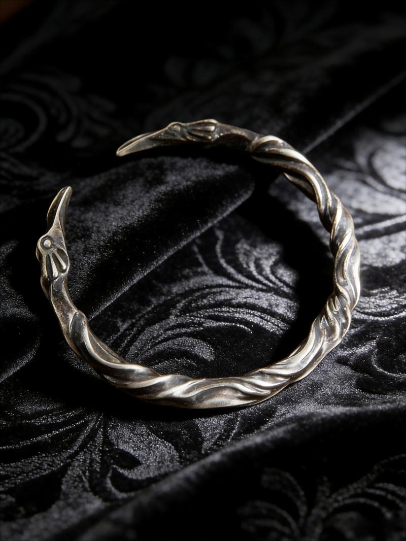 Vintage Gothic Dark Punk Crow Design Carved Open Bracelet, Trendy Punk Men's Party Style Bracelet, Unique Personality Accessory