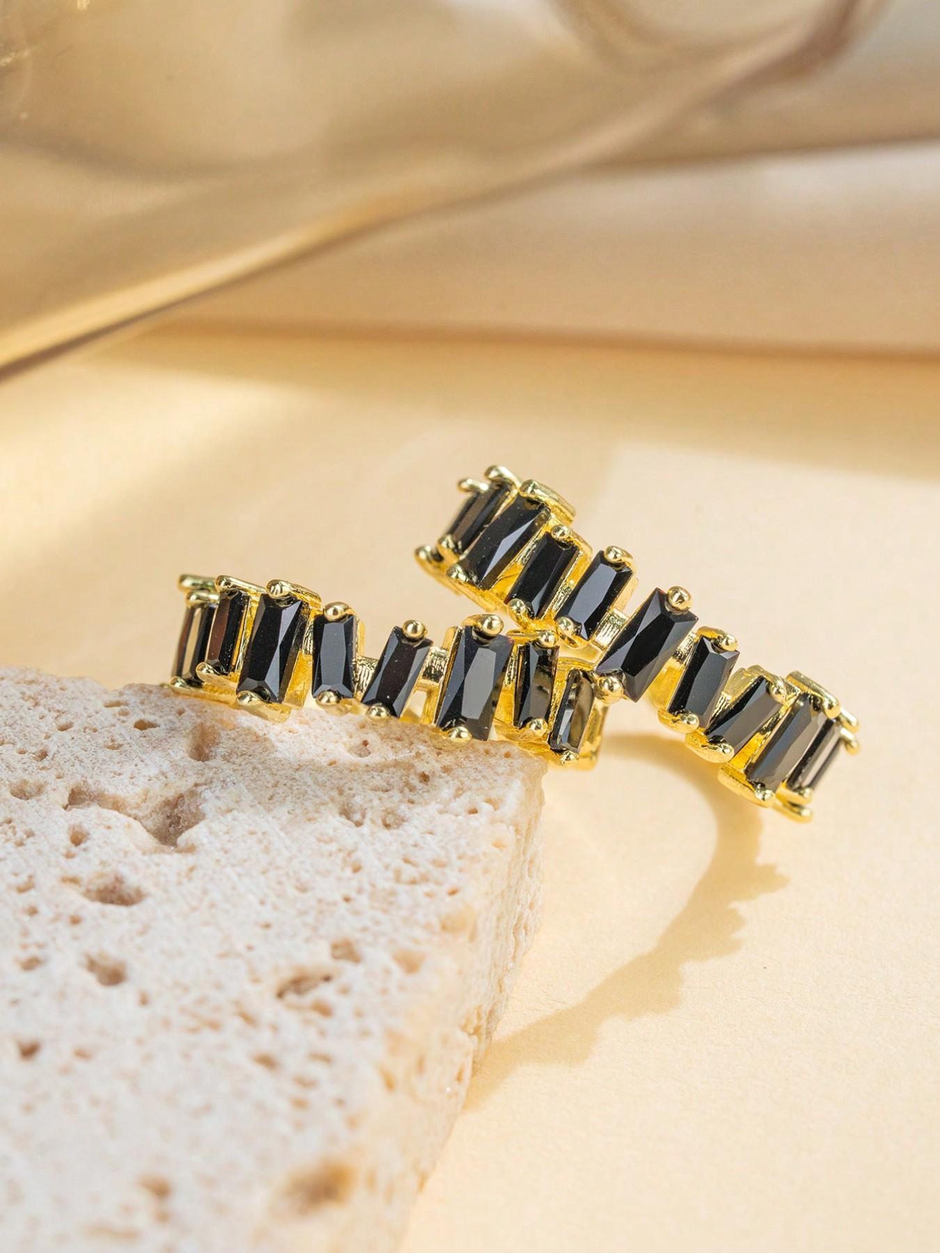 1 pc edgy Gothic Cool Girl Black Zircon Adjustable copper Open Ring Suitable For Women Everyday Wear, Office, Party, Date Night, Street Style ring jewelry  , Valentines Day girlfriend Gift