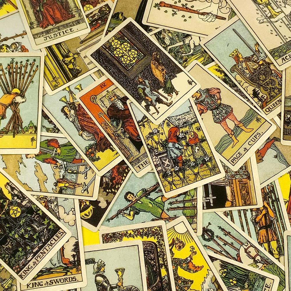 78 Classic Tarot Cards, Portable Fortune-Telling Game, Brain Teaser Multiplayer, Fun Party Games, Birthday Gift, Easter, Christmas, Halloween
