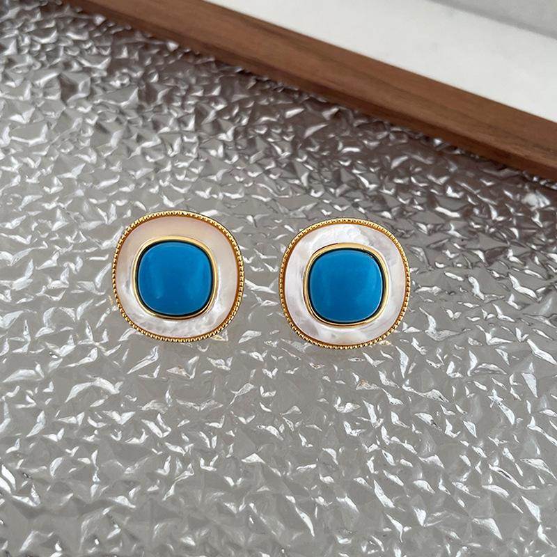 New Square Natural Shell Turquoise Stud Earrings Simple Retro High End Small Luxury Vintage Elegant Jewelry