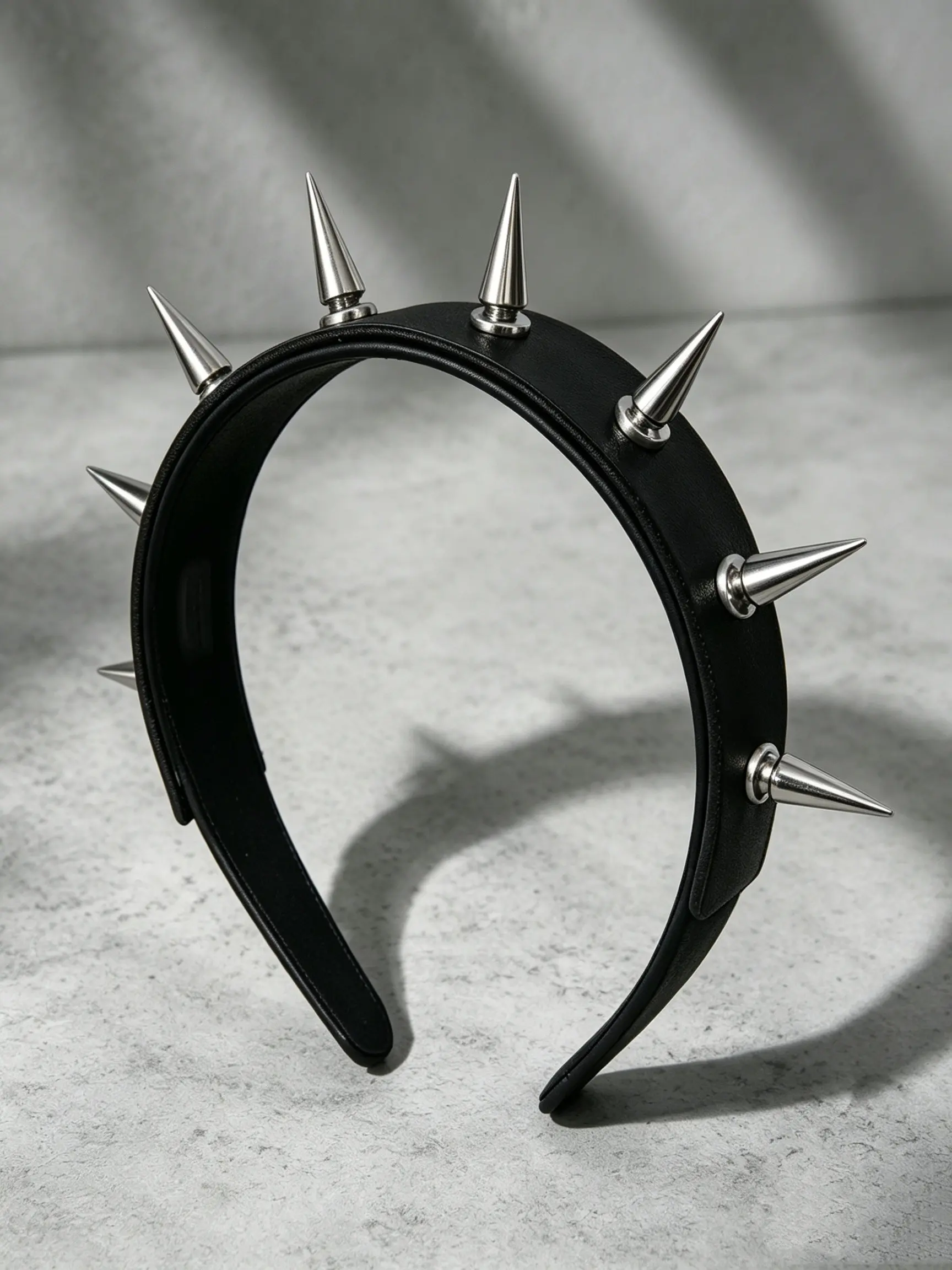 Punk Spike Leather Headband, Silver Color Conical Rivet Hair Band, Gothic Alternative Rock Style, Subculture Role Play Accessory for Women and Girls