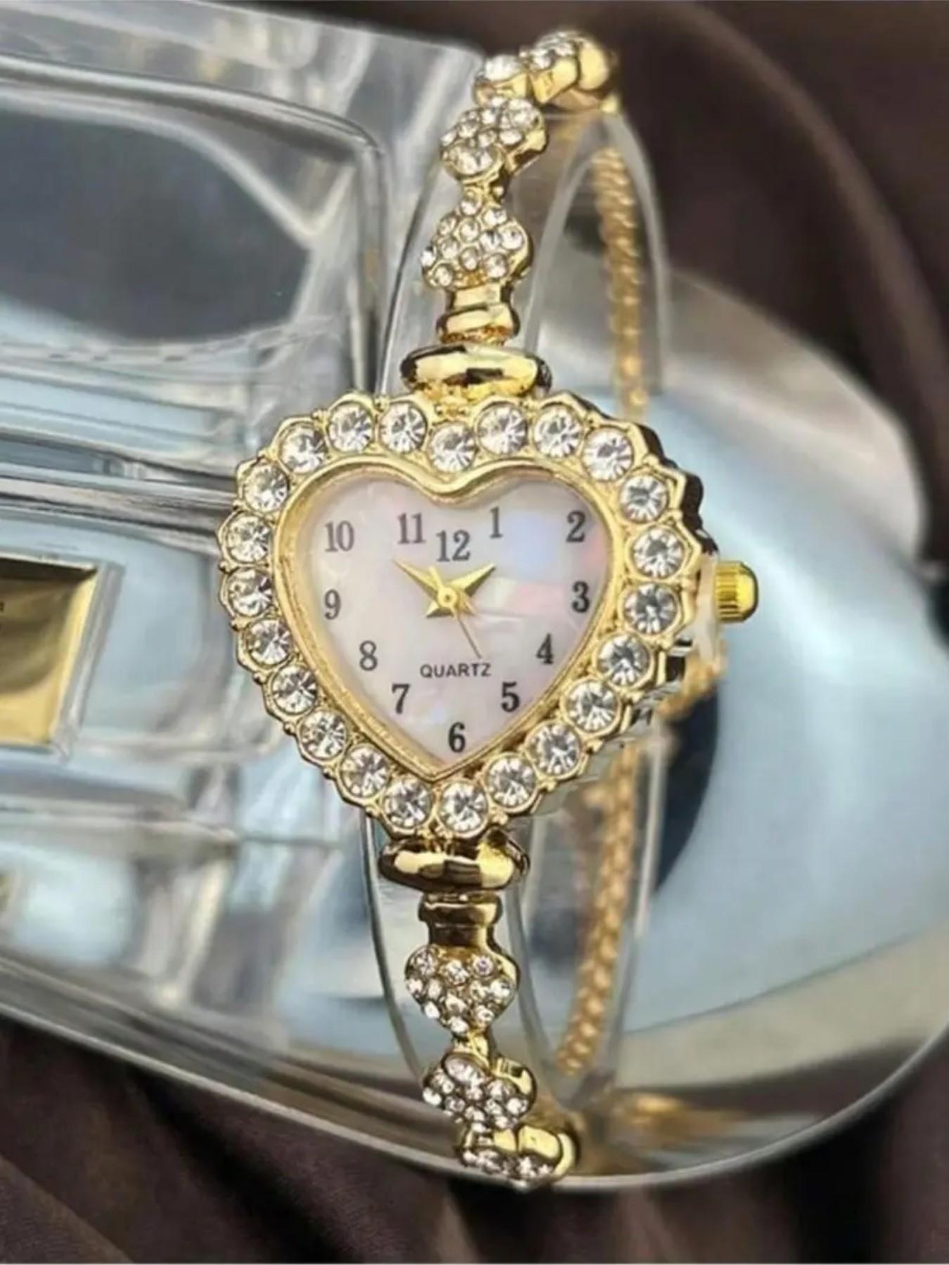 2026 new alloy heart-shaped digital dial watch, Arabic numeral dial, adjustable drawstring strap, quartz watch, diamond decoration, perfect gift for Christmas, Valentine's Day, birthdays and anniversaries, with gift box, Watch gift set