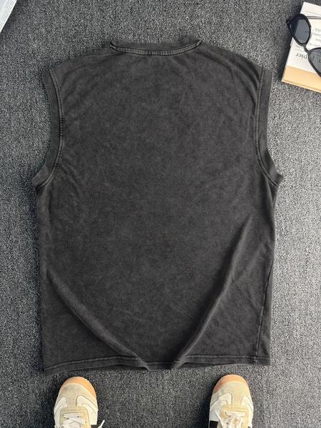 Men's Vintage Distressed Angel Wing Print Tank Top, Casual Sleeveless Round Neck Top for Summer, Fashion Men's Clothes for Daily Wear, Socks