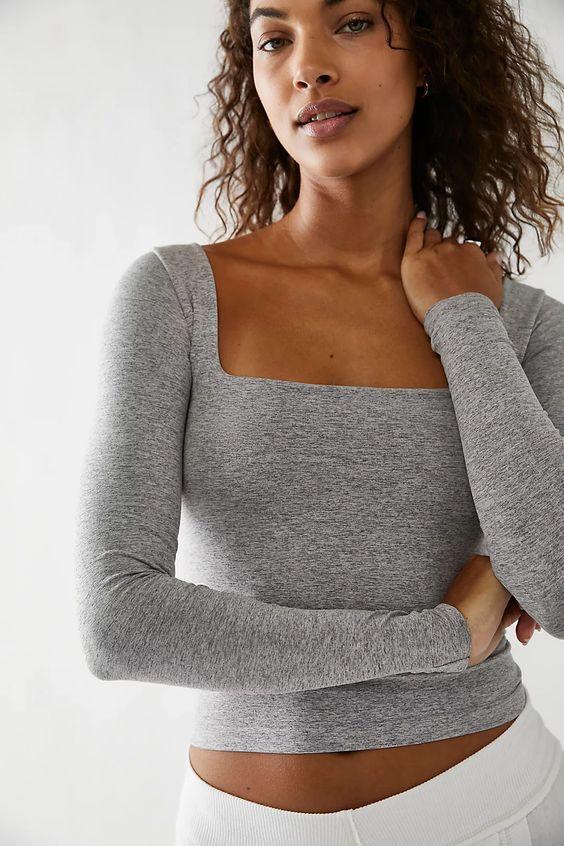 GGFL Women's 2025 Ins New Style Long Sleeve Crop Top, Solid Color Square Neck Slim Fit Base T-Shirt