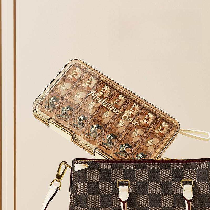 Portable Covered Medicine Box, Transparent Plastic, Easy to Carry and Separate, Clear Visibility, Ideal for Daily Use and Travel