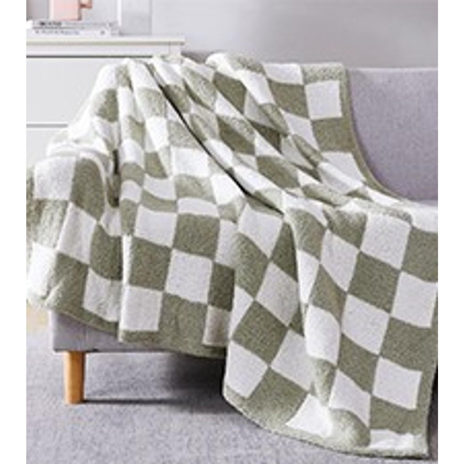 Queen Comforter Set-7 Pieces Soft Prewashed Bed in a Bag Queen Bedding Sets | All Season Comforter with Sheets, Pillow Shams & Pillowcases, Sage Green