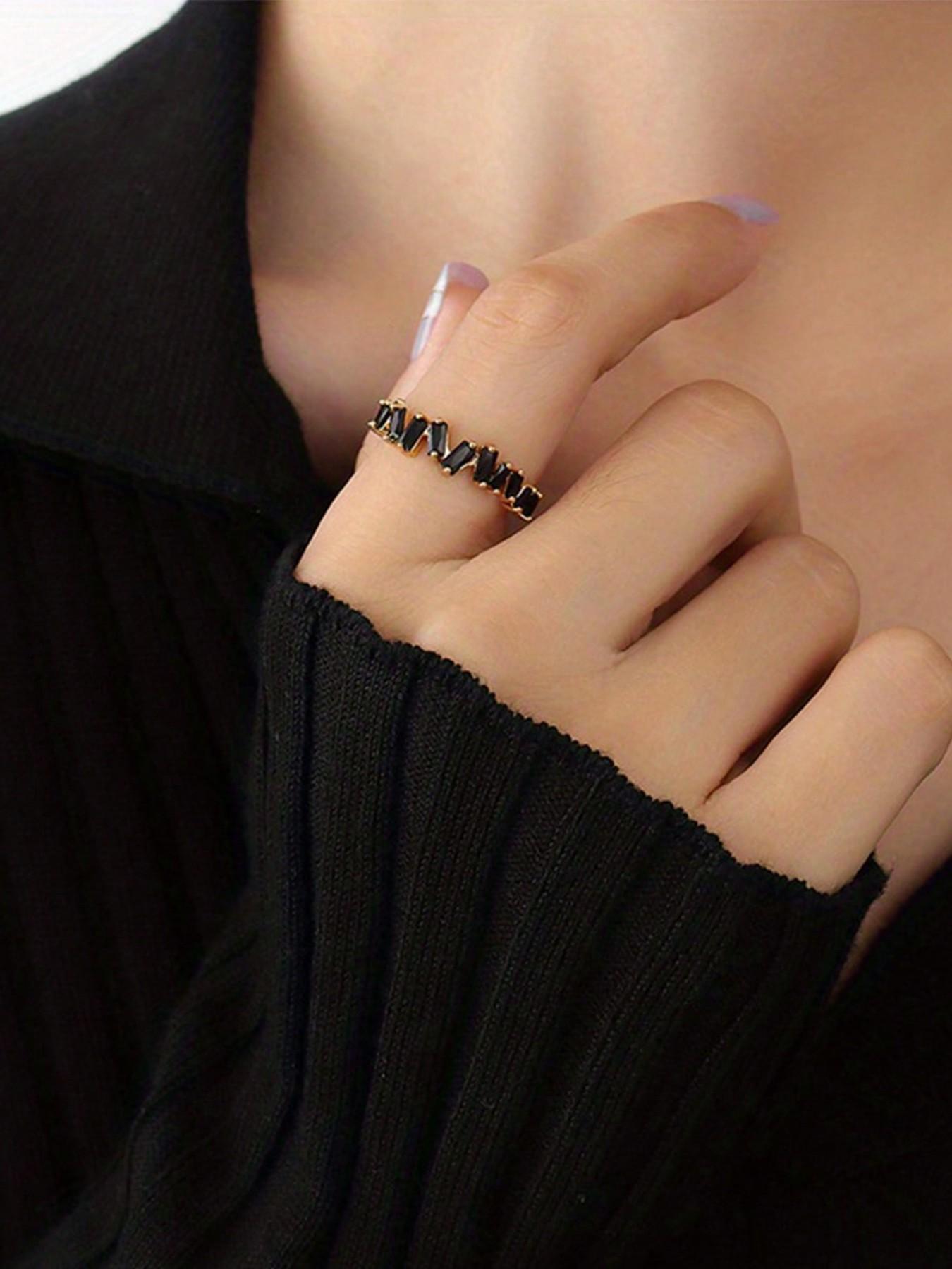 1 pc edgy Gothic Cool Girl Black Zircon Adjustable copper Open Ring Suitable For Women Everyday Wear, Office, Party, Date Night, Street Style ring jewelry  , Valentines Day girlfriend Gift