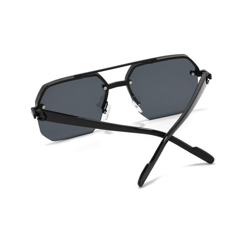 1 Pair of unisex double beam retro fashion eyeglasses, retro square frame design, suitable for party, back to school and all kinds of holiday gift, provide UV protection and trendy decoration.