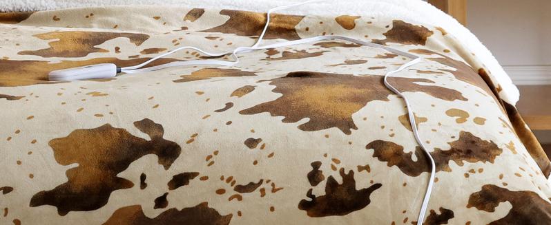 【Best Gift】Blunique Cow-Print Electric Heated Blanket 5 Heat Levels 4-Hour Auto-Off Machine Washable Cozy Household Automatic Shutdown Sherpa Flannel 50x60 Inches