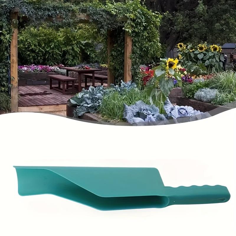 Gutter Getter Scoop, Gutter Cleaning Tools, Multi-use Roof and Garden Tool for Easy Dirt and Debris Removal, Garden Cleaning Tool for Home Garden