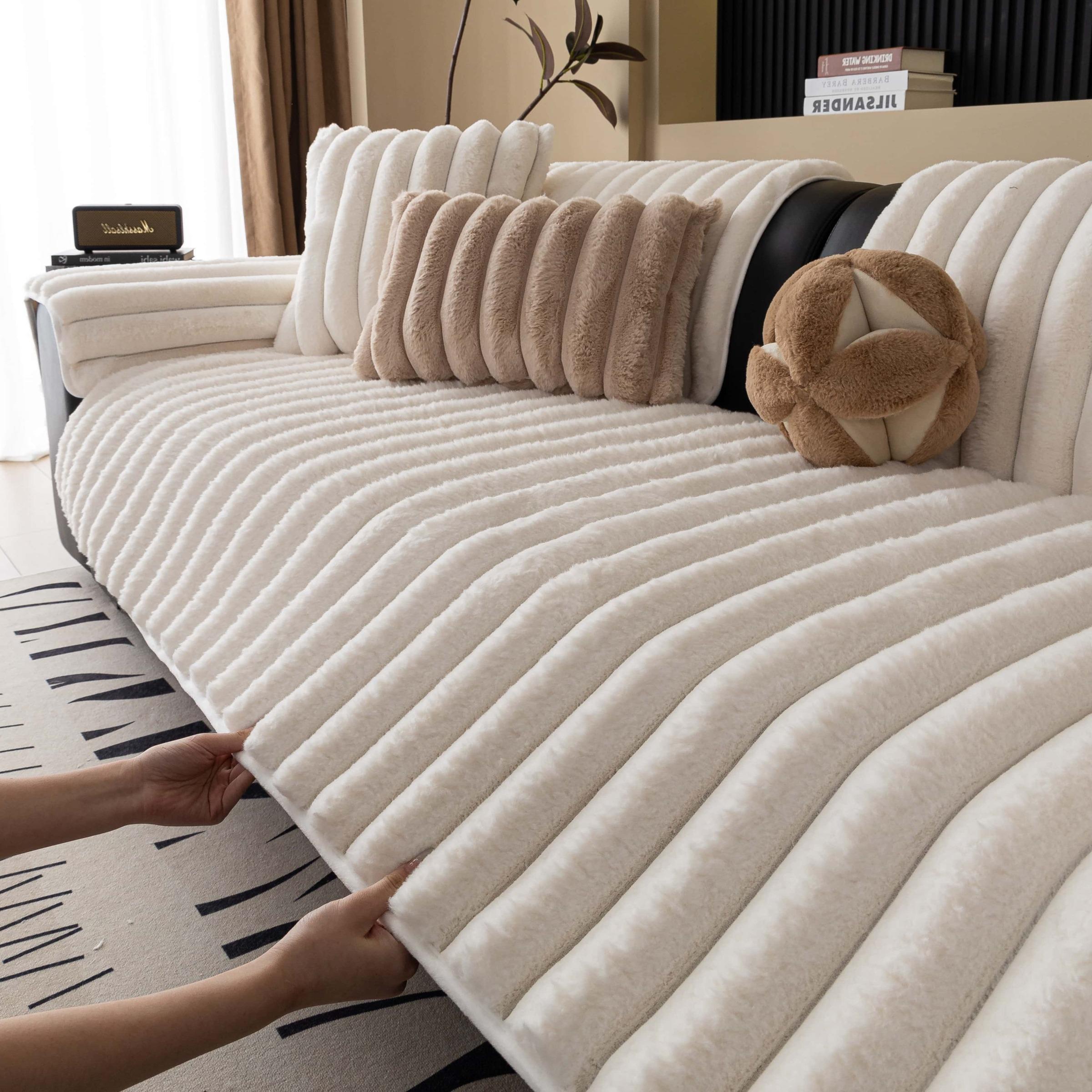 Solid-colour plush sofa couch, Pet-Friendly Extra Thick Sofa pad, Soft Fluffy Fur Couch Protector, Non-Slip Washable couch cover, Sofa Couch Covers, Anti-Scratch Furniture Throw Blanket for Living Room, 3-Seater, Multi-Color Available, Couch Slipcover