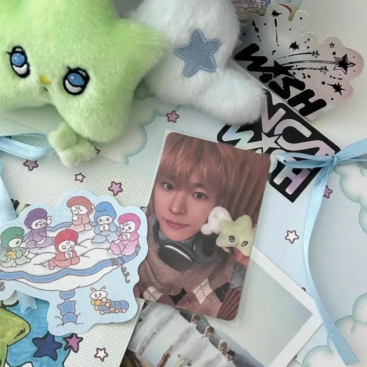 1Pc Kpop Idol SION RIKU YUSHI JAEHEE RYO SAKUYA Single [ Wish ] Wichu Keyring Same Green Star with Wings Bag Charm Gifts S