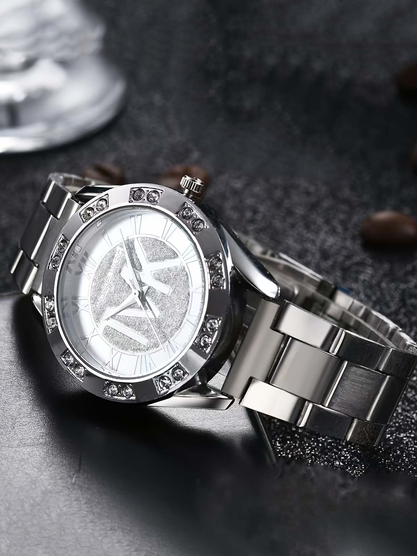 1pc - Luxury Casual Women's Watch, shiny round dial, unique Roman numerals, with adjustable strap, suitable for petite wrists, a gift for mom and friends, suitable for Mother's Day gift, Ramadan gift, does not include packaging box