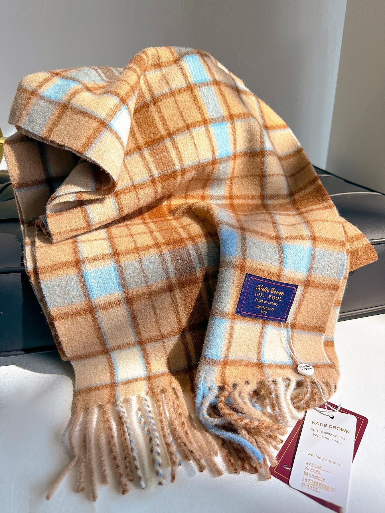 Women's Plaid Scarf for Fall & Winter, Casual Fitted Design, Warm Fashion Accessory for Daily Wear, Stylish Ladies' Wrap
