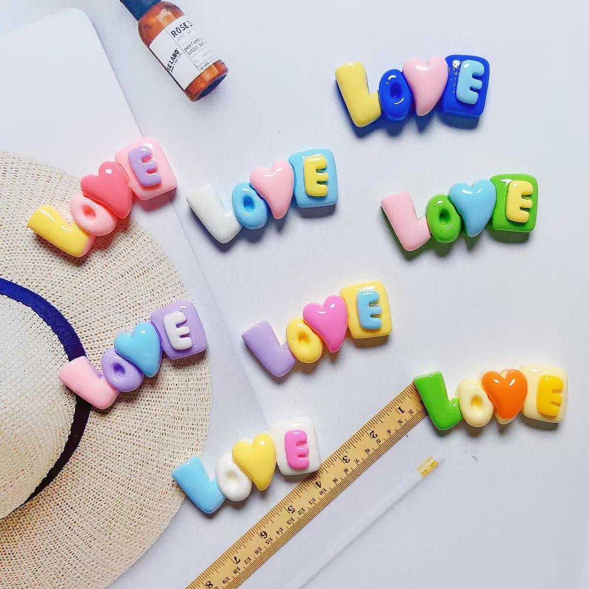 Letter Love Cream Resin Mini Toy, Micro Landscape Decor, Garden Ornament, Dollhouse Decoration, Mini Car Decor, Magical Happy Toy