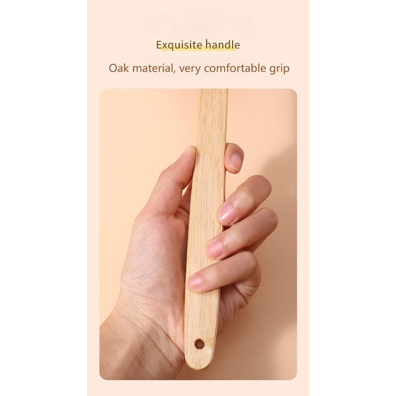 4 Pcs Heart Shaped Macaron Silicone Spatulas, long-handled mixing spoons and heat-resistant wooden handle spatulas, practical kitchen and baking tools for cream mixing. Bake with love and enjoy life.