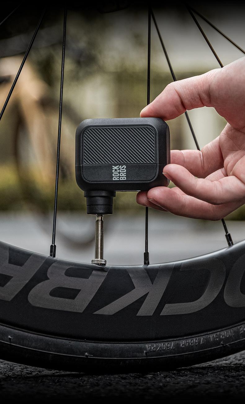 ROCKBROS Bicycle Tiny Electric Air Pump Lightweight 100Psi MTB Road Bike Air Pump Portable AV/FV Inflator Pump For Emergency Outdoor Cycling Bicycle Accessories