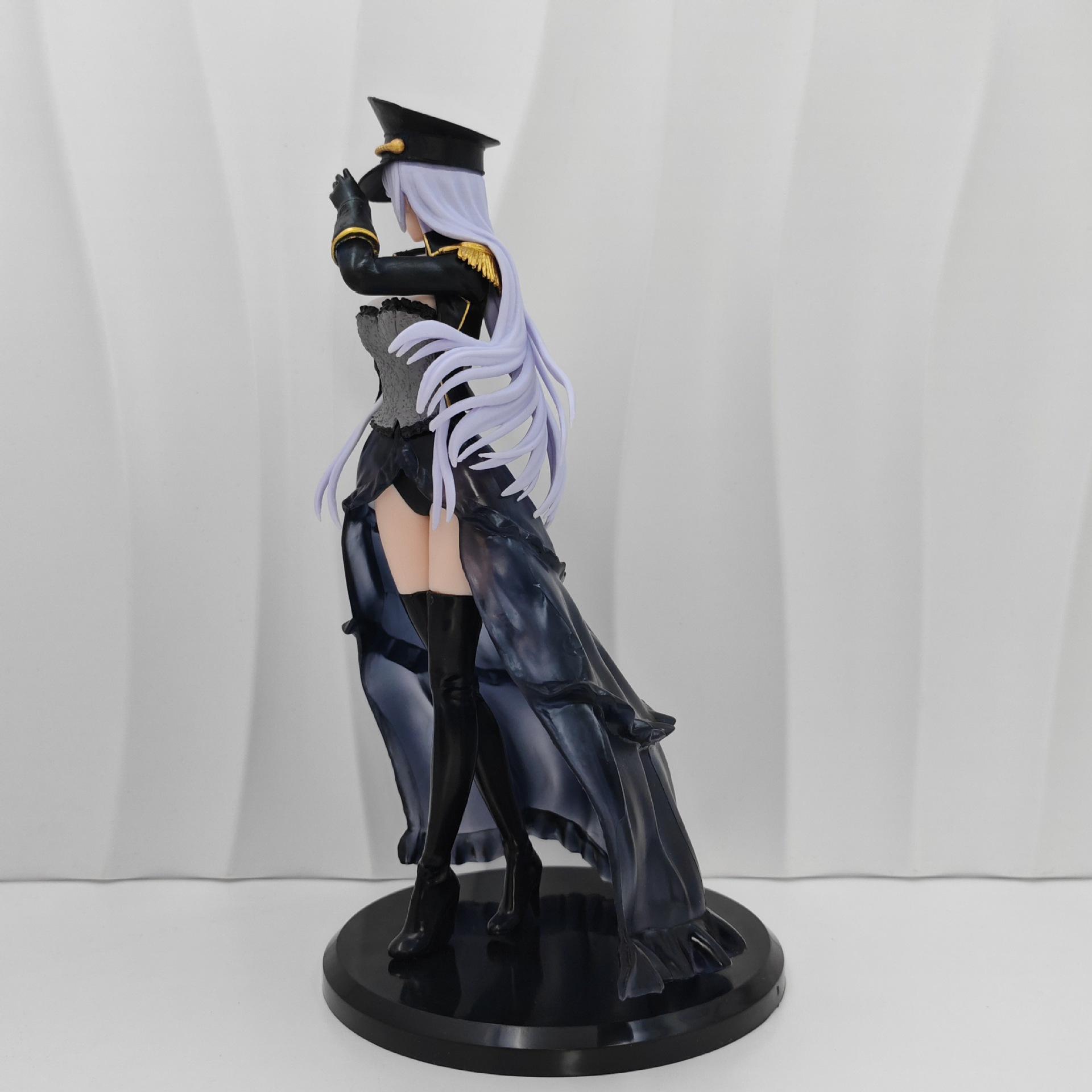 Mountain Cabbage Handheld Anime PVC Action Figure, Dressing Doll Falling in Love Anime Decoration, Kida Kawasaki Umi Collectible Model