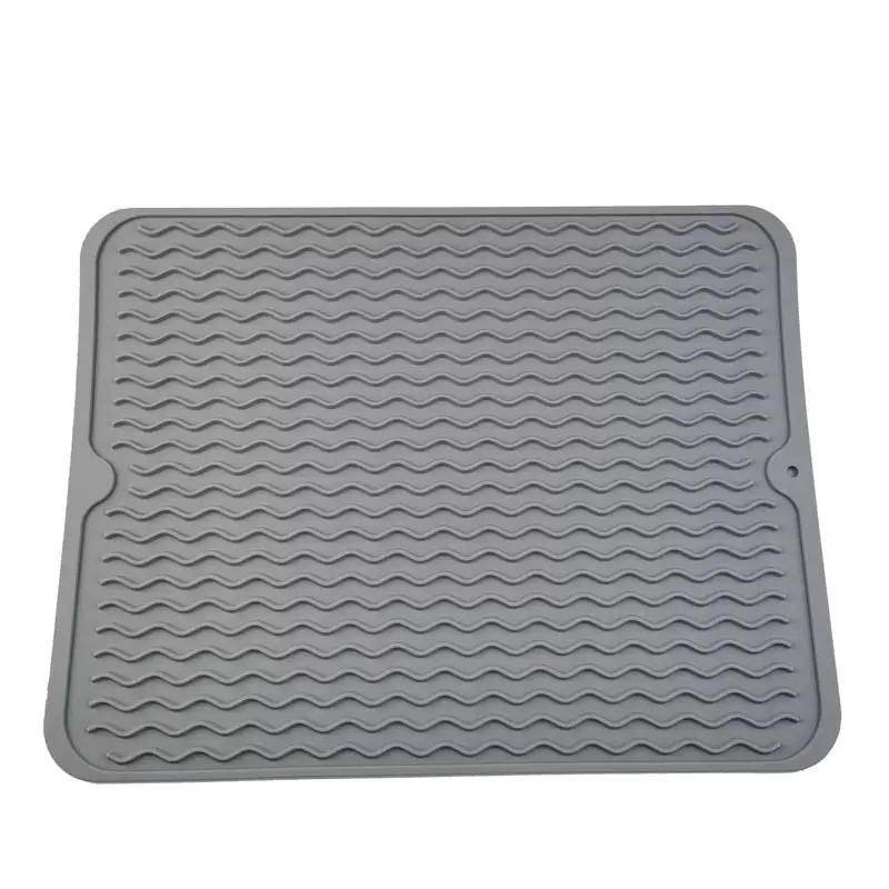 Silicone Drying Mat, Non-Slip Kitchen Drain Mat, Durable and Flexible, Fast Draining, Ideal for Utensils, Vegetables, Fruits