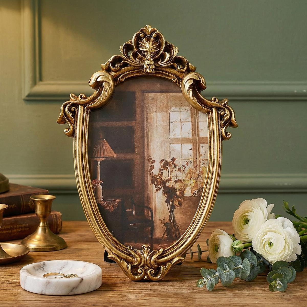 European Classical Photo Frame, Resin Material, Wall or Desk Mount, Home Office Decor, Festival Party Decoration