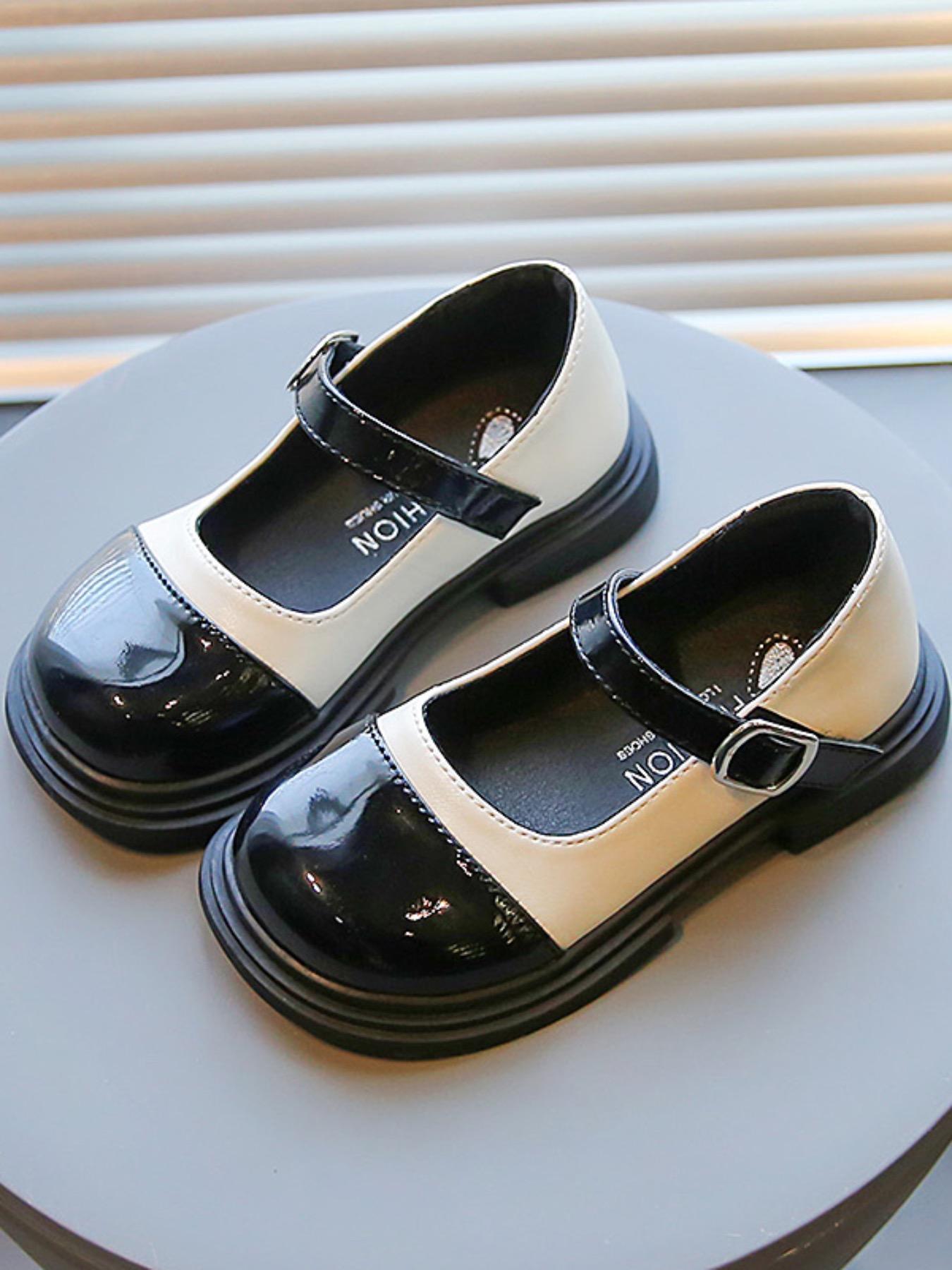 Girl's Vintage Mary-Jane Flat Shoes, Black and White Adjustable Patent Leather Slip-Ons with Rubber Sole, Buckle Design, Easy-Wear Glamorous Flats for School Uniform (02)