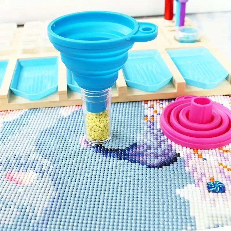 4pcs/8pcs Random Color Silicone Funnels, Foldable Collapsible Funnels, Creative Kitchen Funnels, Foldable Oil Funnel