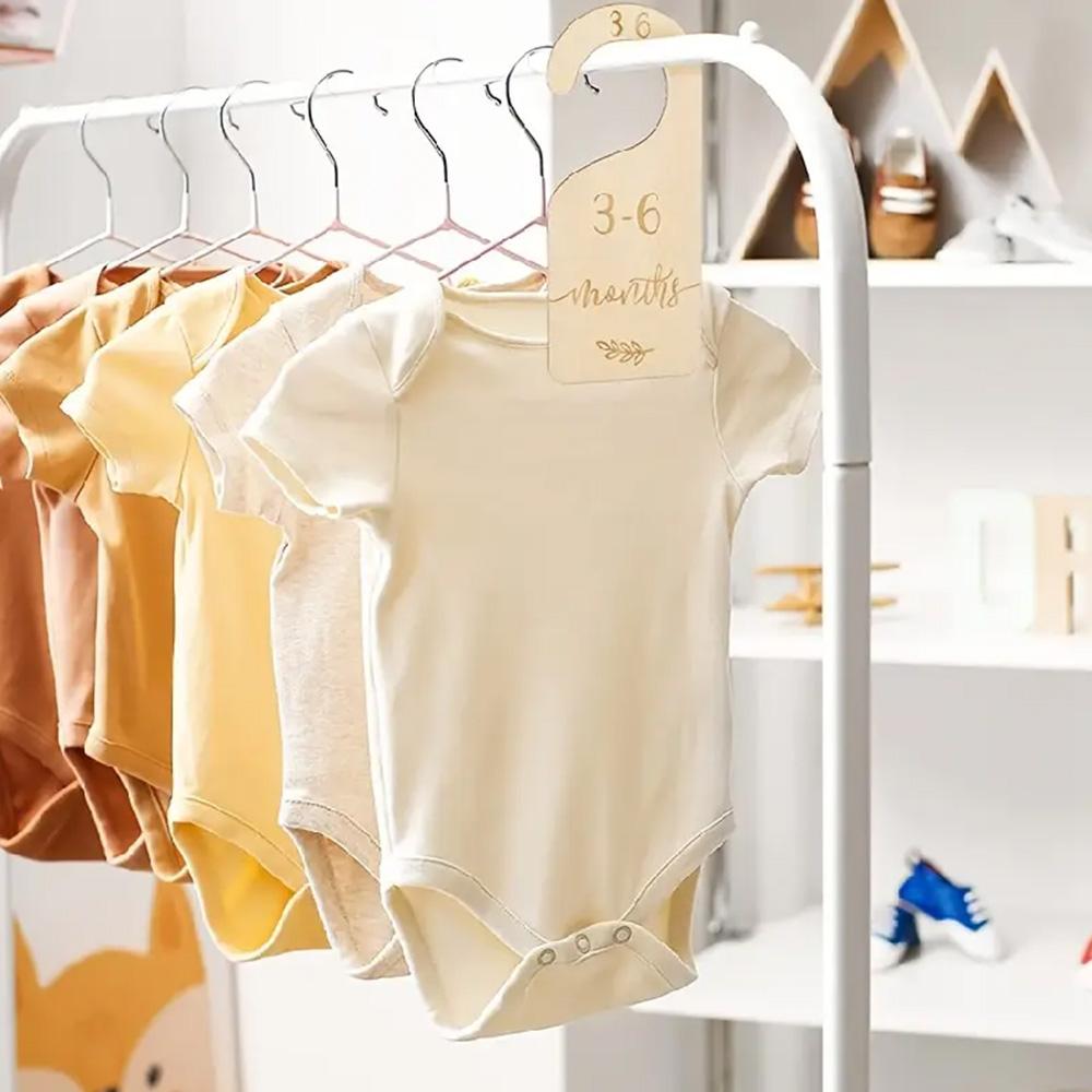 7pcs Wooden Baby Clothes Sorting Hangers, Baby Clothes Sorting Mark Hangers, Newborn Wardrobe Organizer, Suitable For Newborns To 24 Months, A Gift For New Parents, Hanger Set