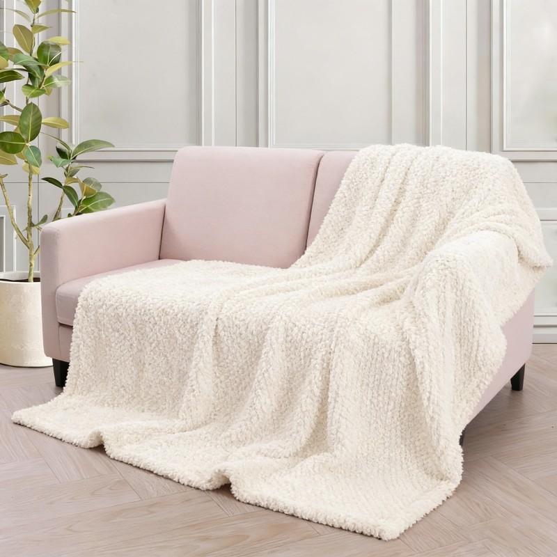Fuzzy Fleece Throw Blanket for Couch， Fluffy Warm Soft Jacquard Blankets for All Season，Soft Luxurious for Bed, Soft Fleece Throws for Sofa Chair，Cozy Warm Lightweight All Season Blanket Throw