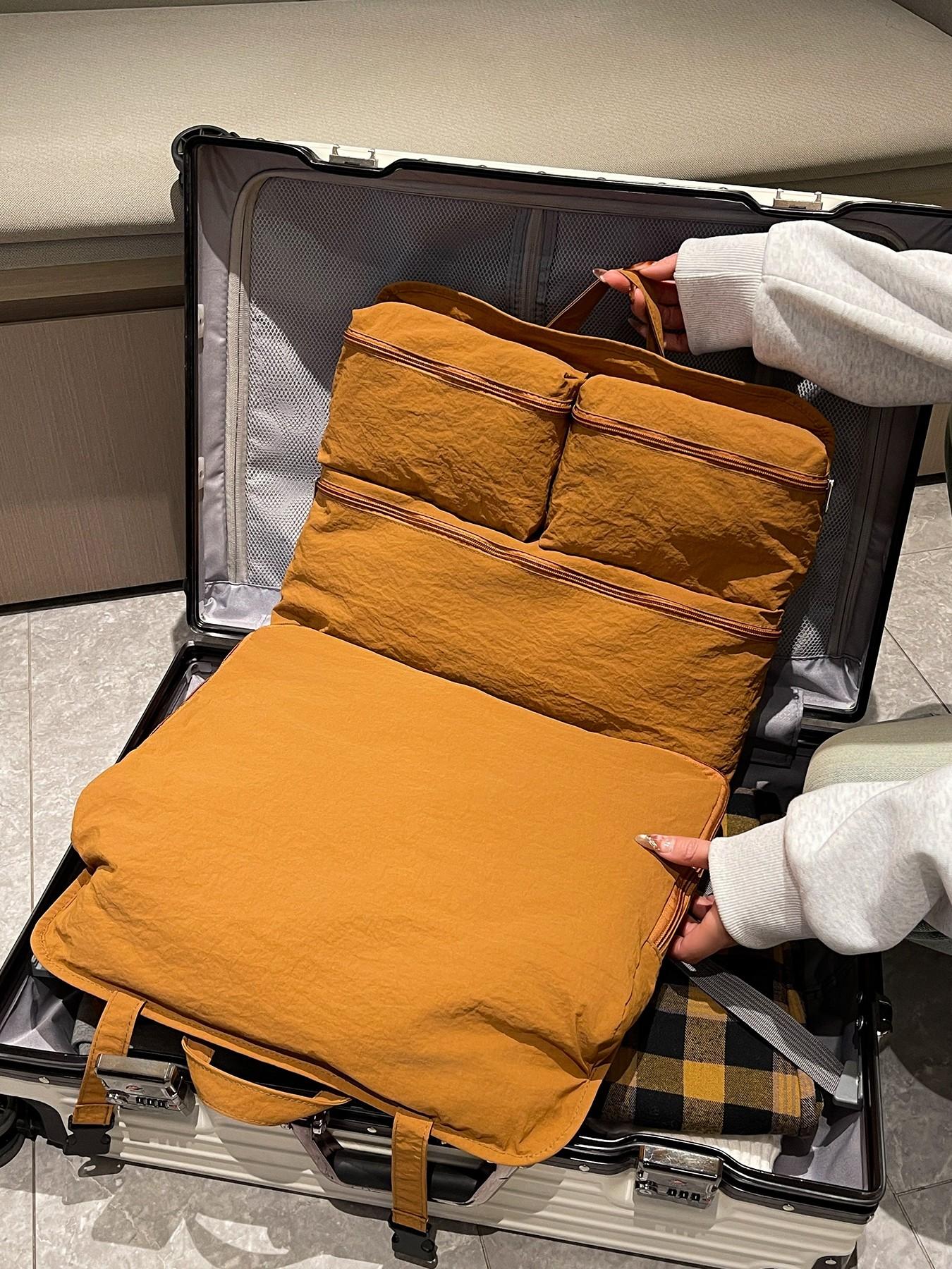 1pc  Solid color layered travel storage bag with multiple compartments, classified storage, zipper closure, lightweight material, luggage expansion tool suitable for business trips, clothing organization, super worry free storage bag