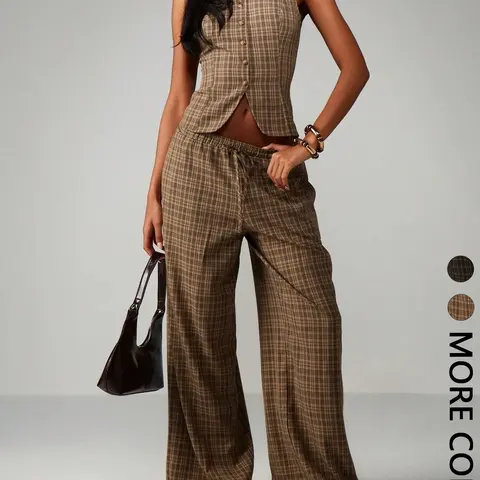 Women's Vintage Plaid Two-Piece Set, Round Neck Sleeveless Front Button Slim Fit Vest, Elastic Waist Wide Leg Pants, Millennial Retro Style, Matching Sets
