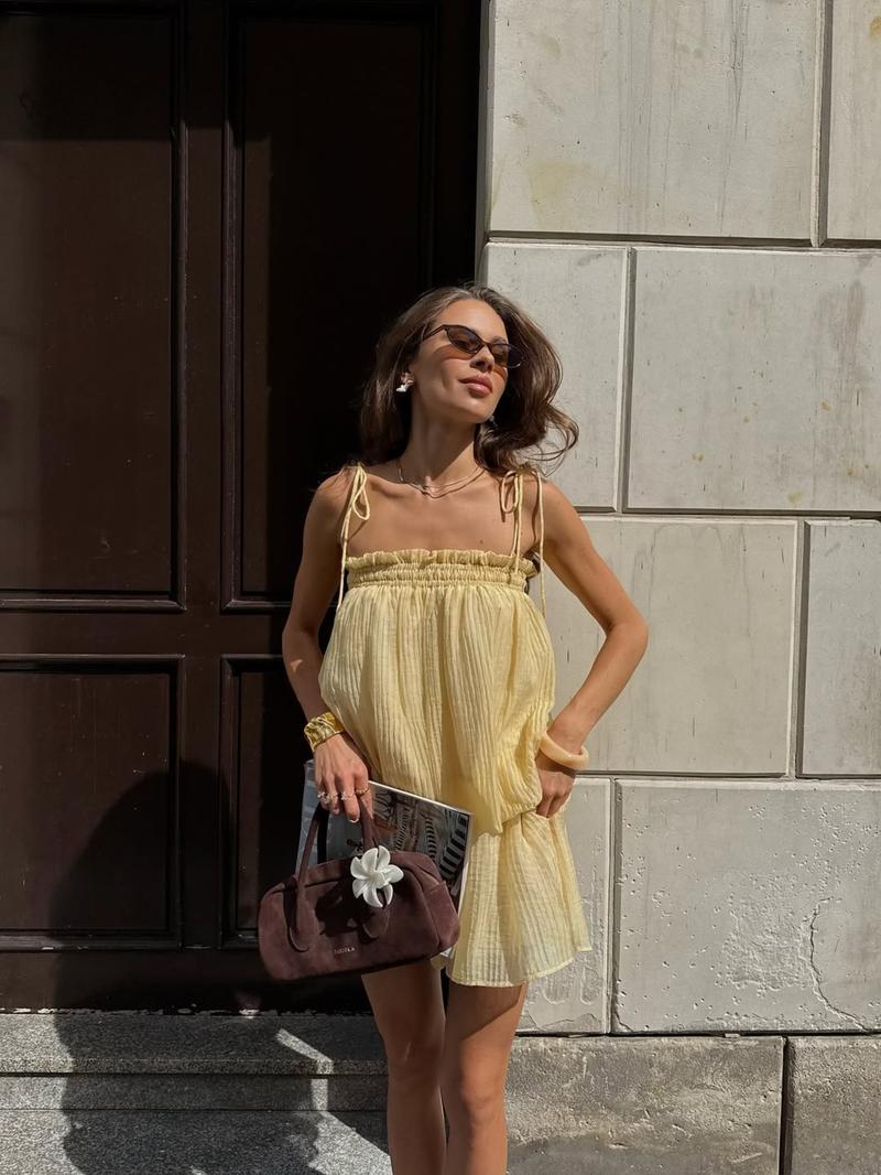 Sweet Date Elegant Vacation Style Thin Strap Crop Top Skirt Two-Piece Set, Sleeveless Loose-Fitting H-Type