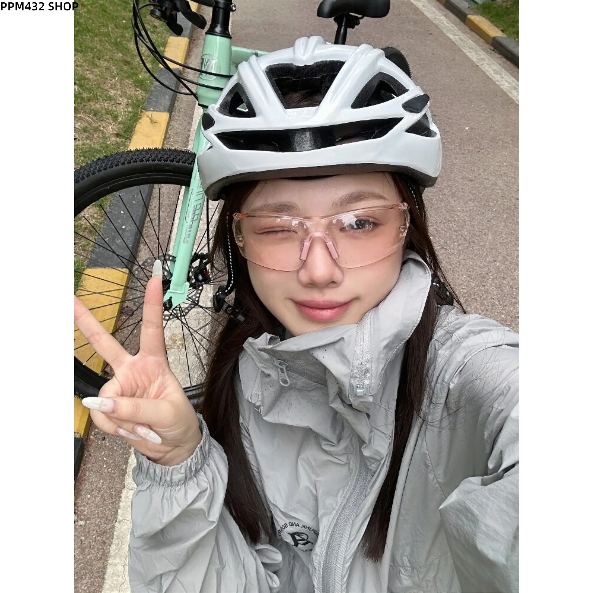 Clear Safety Glasses for Men Women, Flat Lens Transparent Protective Eyewear with Anti-Scratch Design, Lightweight Fashion Work Glasses for Home Use, Outdoor Activities, DIY Projects and Daily Protection