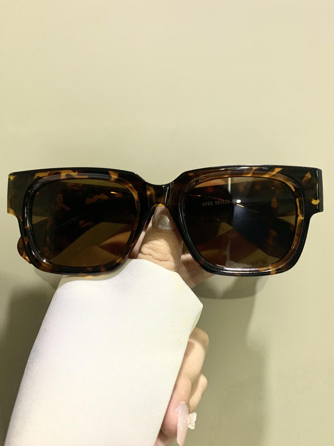 Small Square Glasses, Simple and Casual Fashion Eyewear, Thick-Frame Eyeglasses for Men and Women, Perfect for Daily Wear, Square Chunky Frame, Square Frames Glasses