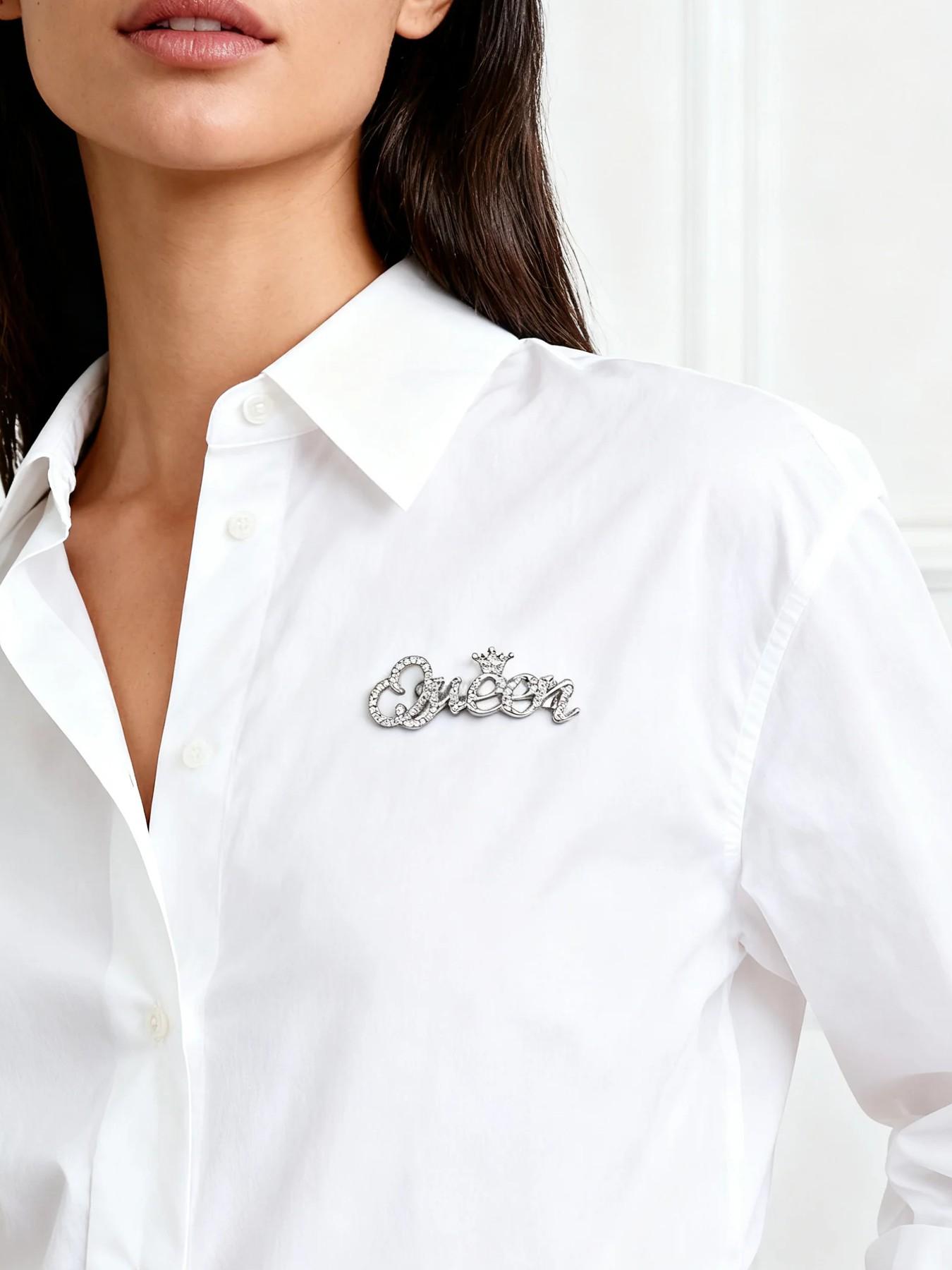 1pc Exquisite Letter Queen Brooch All-Match Personality Pin Ins High-End Brooch Summer Corsage Temperament New Accessories