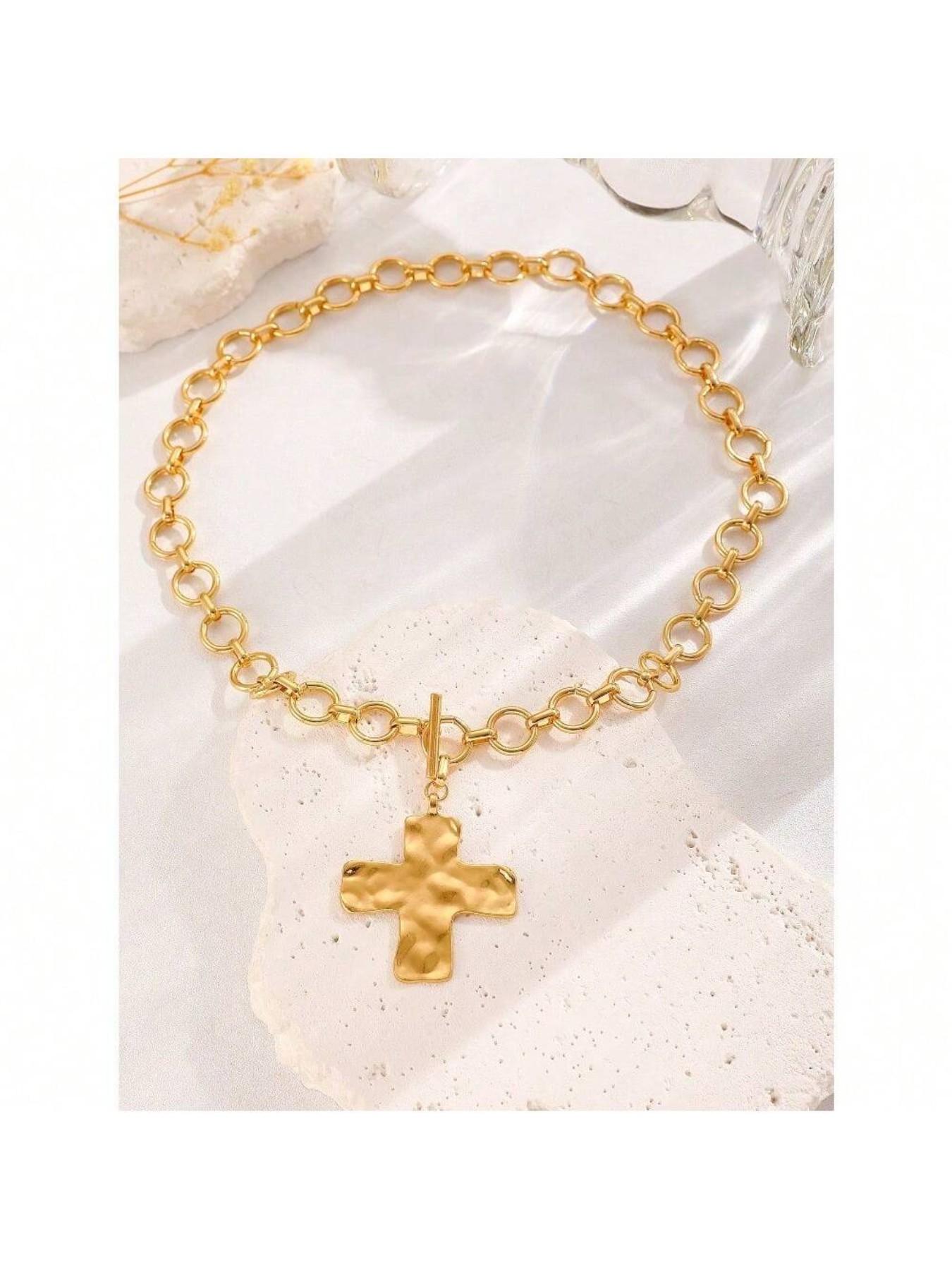 Chunky Cross Necklace for Women Statement Cross Pendant Necklace Layered Hammered Bold Cross Necklace Vintage Toggle Clasp Necklace Jewelry For Easter Gift
