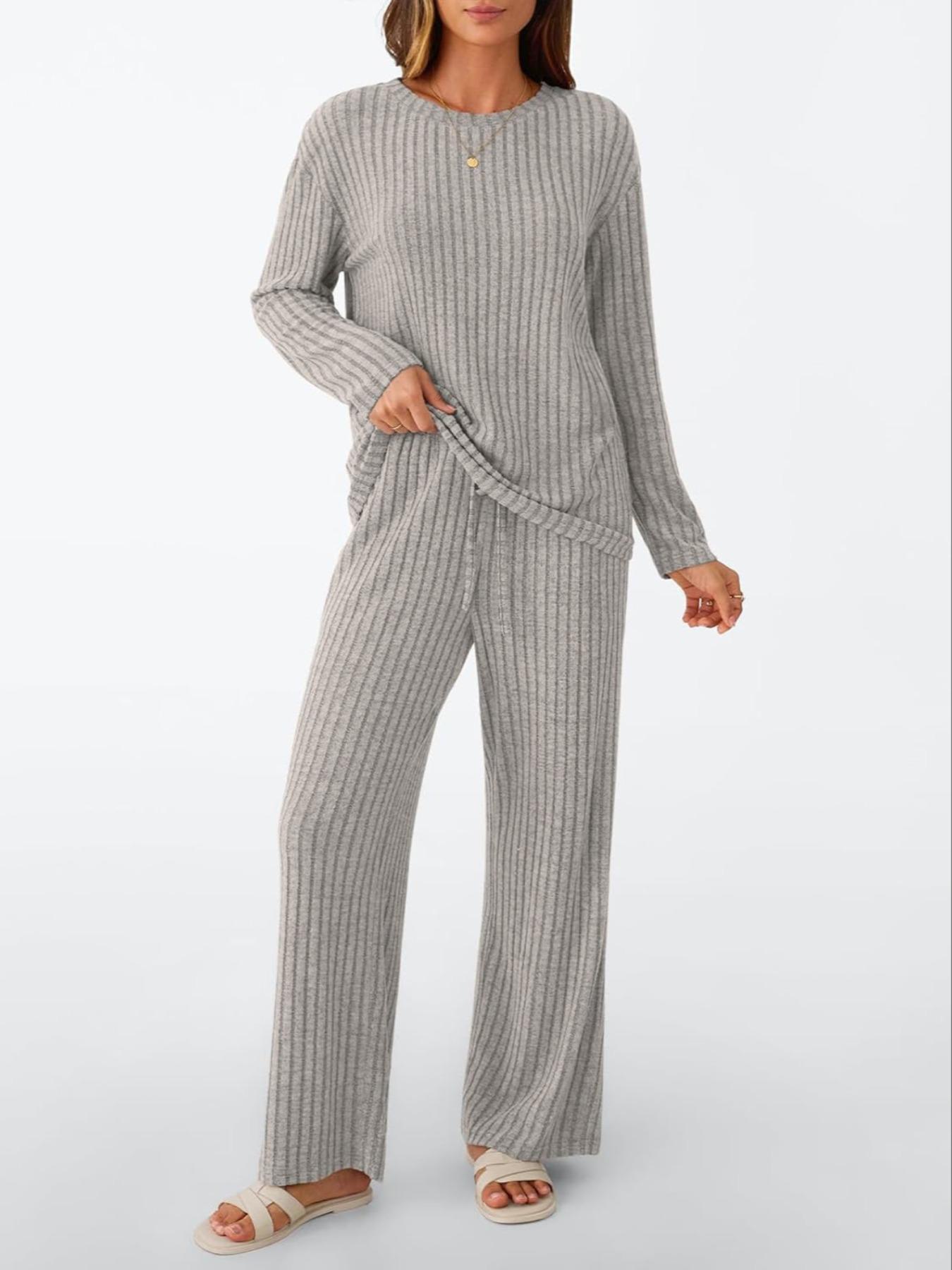 Womens Lounge Sets 2 Piece Matching Pajamas Fall Fashion 2025 Ribbed Knit Outfits Long Sleeve Casual Sweatsuits