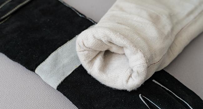 YESWELDER 932℉ Heat Resistant MIG Welding Gloves | 23.6" Extra Long Leather Forge Work Safety Gloves with Kevlar Stitching & Reinforced Palm