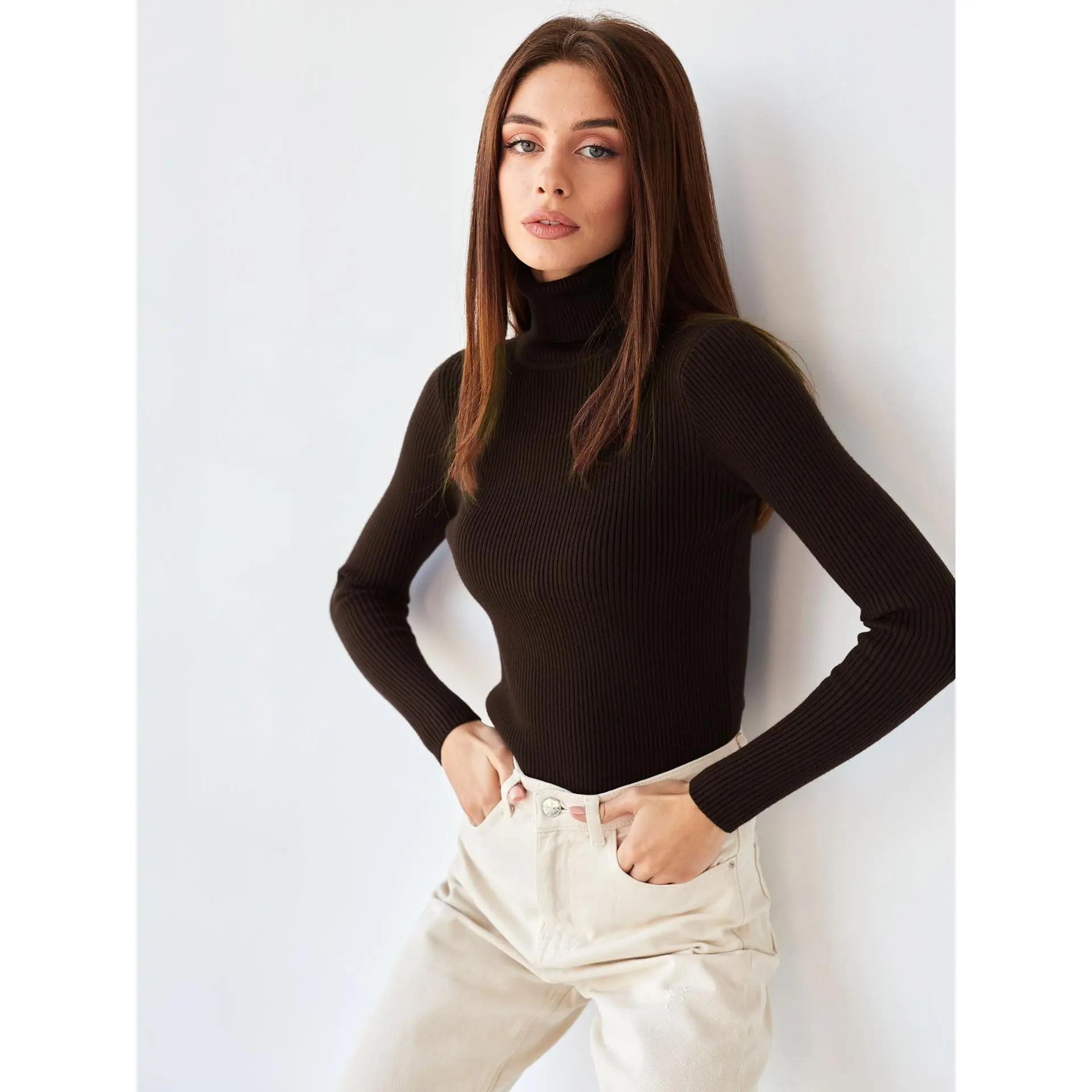 Women’s Ribbed Turtleneck Sweater, Slim Fit Lightweight Long Sleeve Knit Pullover, Soft Basic Layering Top for Fall and Winter
