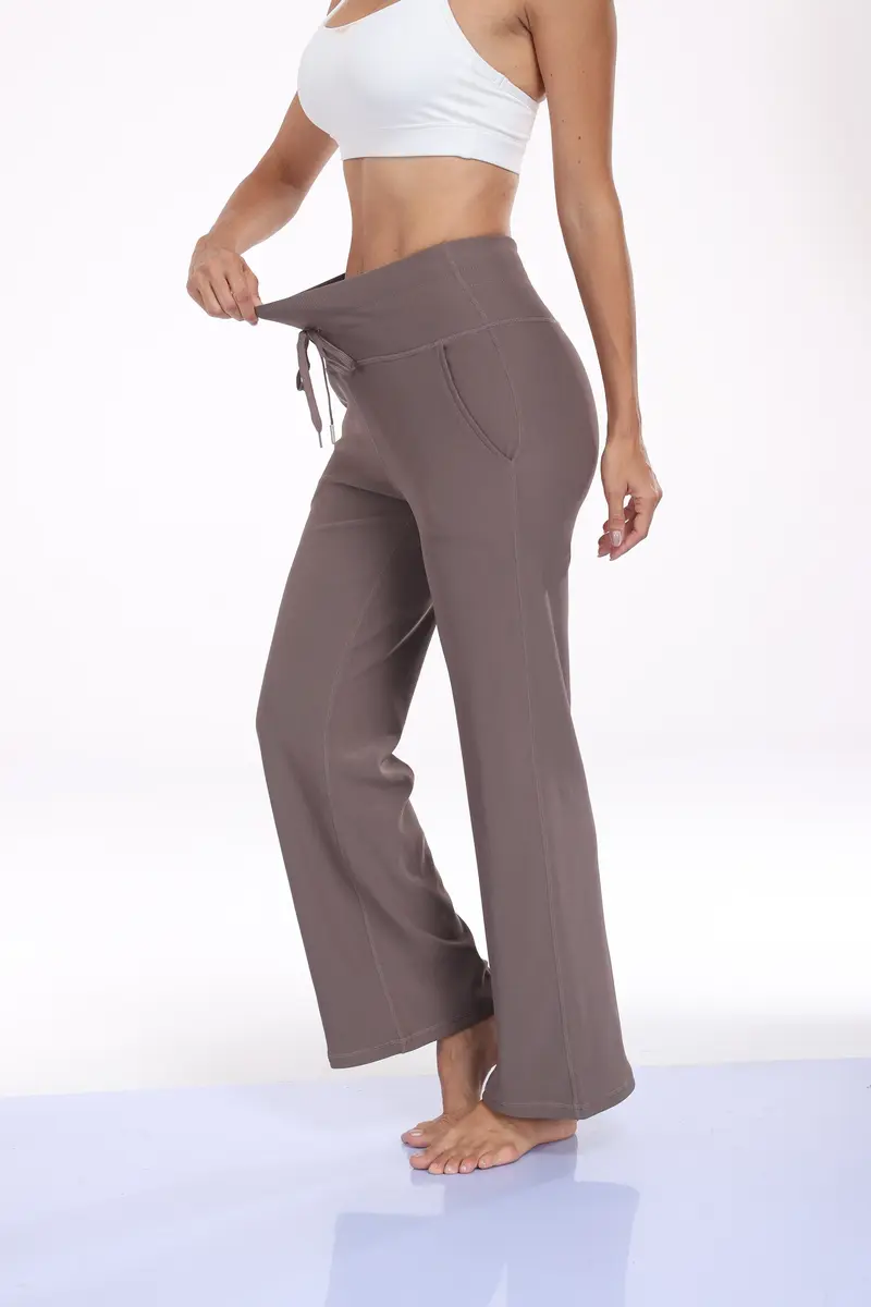 Stretch waistband detail of LUCKY CHICO sweatpants