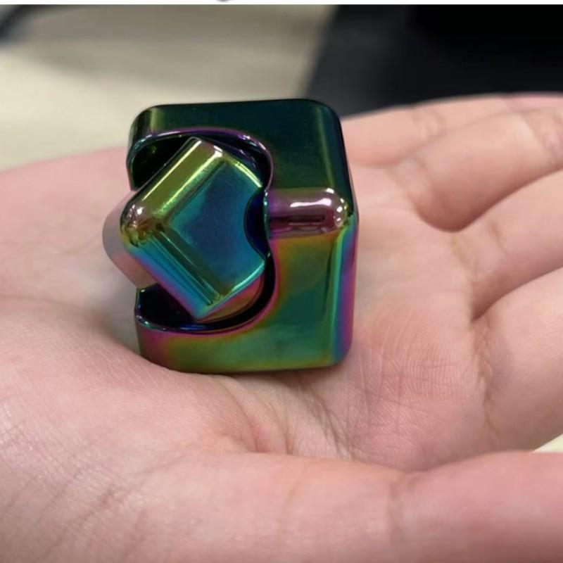 Alloy Spinning Rubik's Cube, Finger Spinner, Colorful Square Fidget Spinner, Cube Leisure Toys