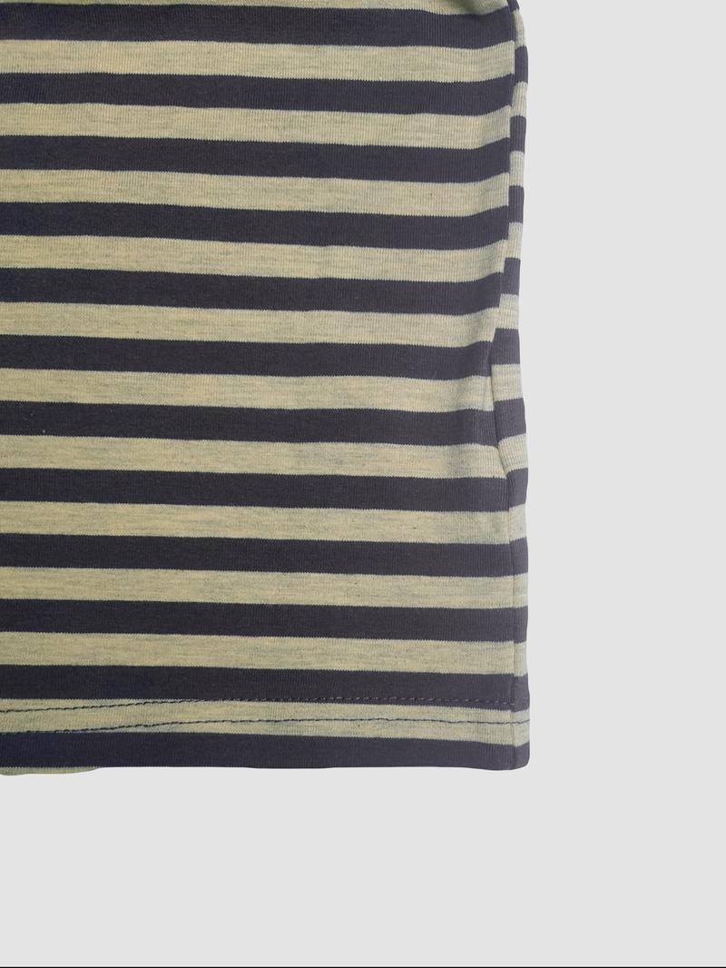 Valentine's Day Women's Minimalist Striped Casual Long Sleeve Sweatshirt Top, Loose-Fit Kint Fabric, All Seasons Wear, Moderate Thickness