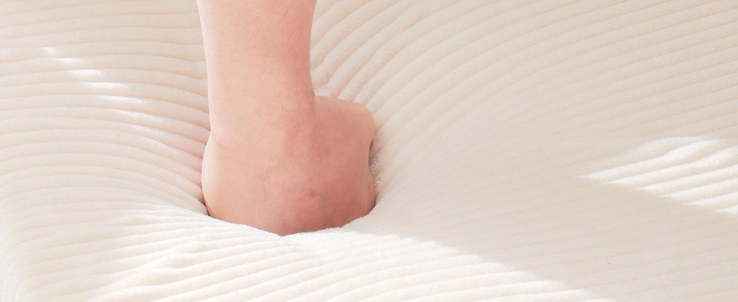 Juikury Folding Sofa Bed Comfy Sleeper Chair Couch Floor Sofa Foldable Mattress for apartment living room Bedroom furniture For Kid&Adults Pets Bed