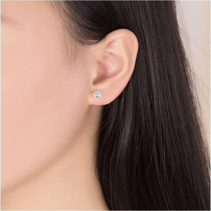 S925 silver love cube earrings geometric hollow square super flash diamond earrings personality creative simple temperament earrings