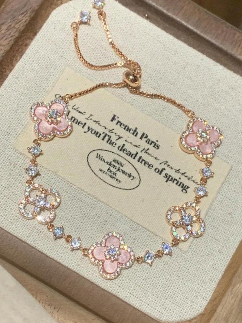 Women's Four-Leaf Clover Bracelet with Sparkling Quartz, Adjustable Allergy-Free Waterproof Design, Rose Option Available, Flower Design Bracelet