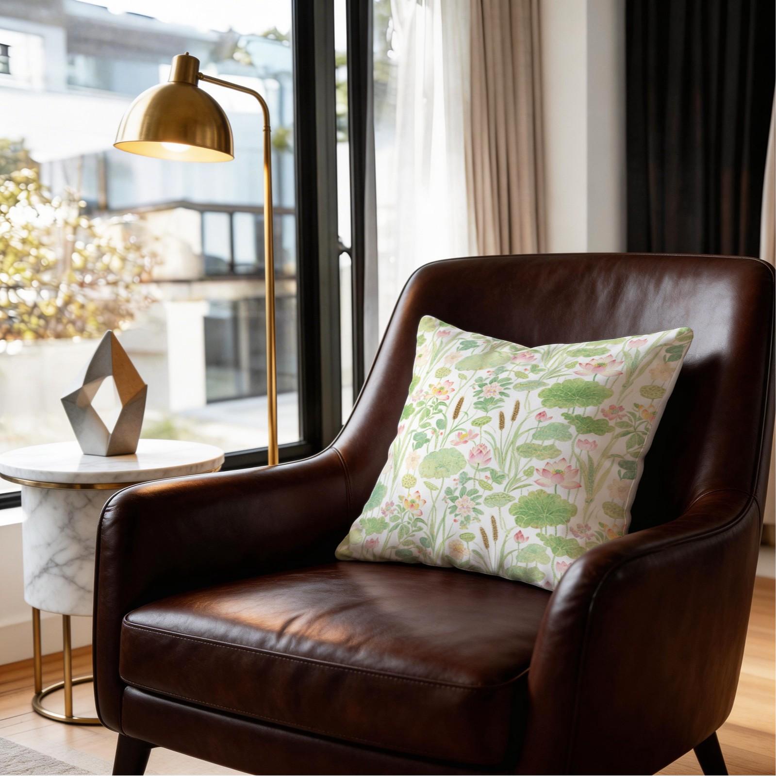 1 Piece Watercolor Lotus Pond Throw Pillow, HD Digital Printed Decorative Cushion, Aesthetic Boho Accent Pillow with Zipper Closure for Sofa Couch Bed Living Room Home Decor