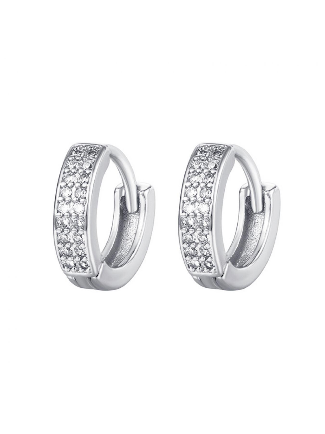 Super Flash double-row stud earrings with a unique design. A gift for your girlfriend featuring earlobes and earclips.