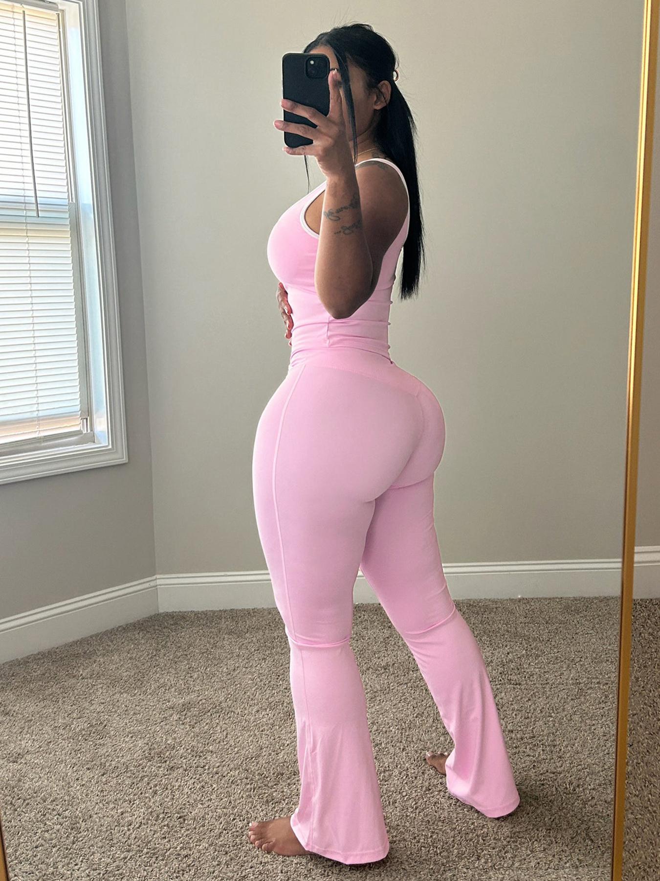 USBoutique Chic Colorblock Crmon Tank &. Dlarod PanteSet | Women's Sleeveless Gym YogaOutfit USBoutique Chic Colorblock Crmon Tank &. Dlarod PanteSet | Women's Sleeveless Gym YogaOutfit