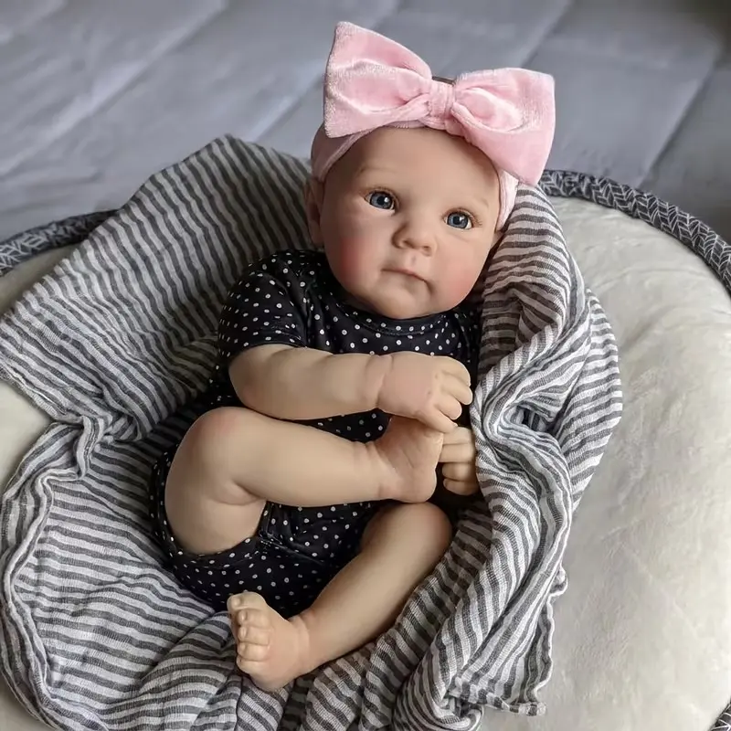 Realistic Baby Doll -- 20 Inches Soft Vinyl Newborn Infant Toy, Ideal for Children Aged 3+, Perfect Gift for Kids