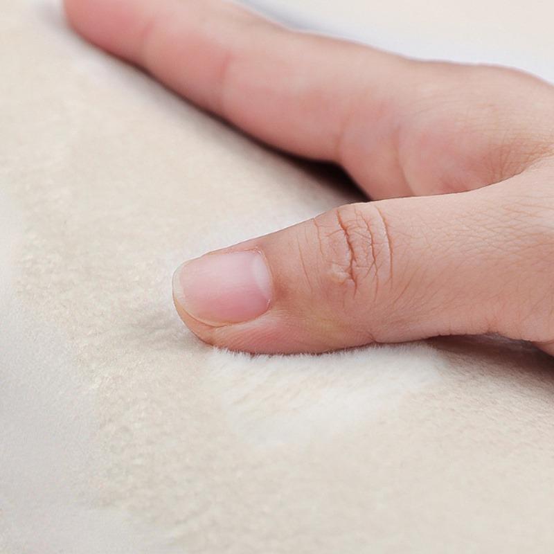 1pc Cartoon Characters Holding Gun Pattern Rug Print Rug Living Room Decoration Plush Carpet Creative Personality Bedroom Carpet Irregular Shape Cloakroom Carpet Lounge Reading Area Study Carpet Home Bathroom Entrance Anti-slip Floor Mat